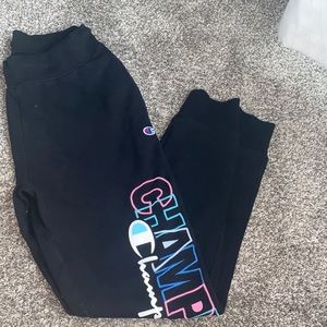 Brand new got them for Christmas way to big for me! Washed once’s